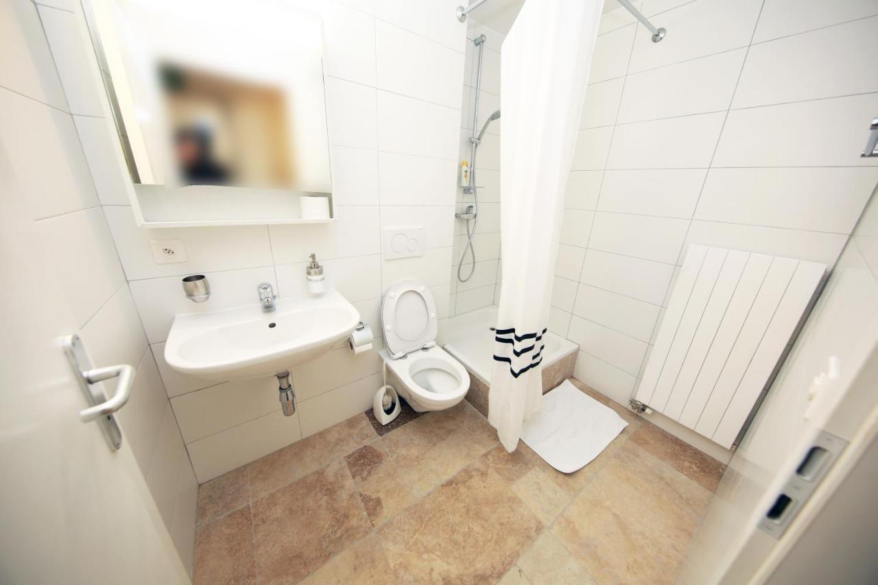 Cozy Apartment Close To Cornavin Train Station And Lake Genf Exterior foto